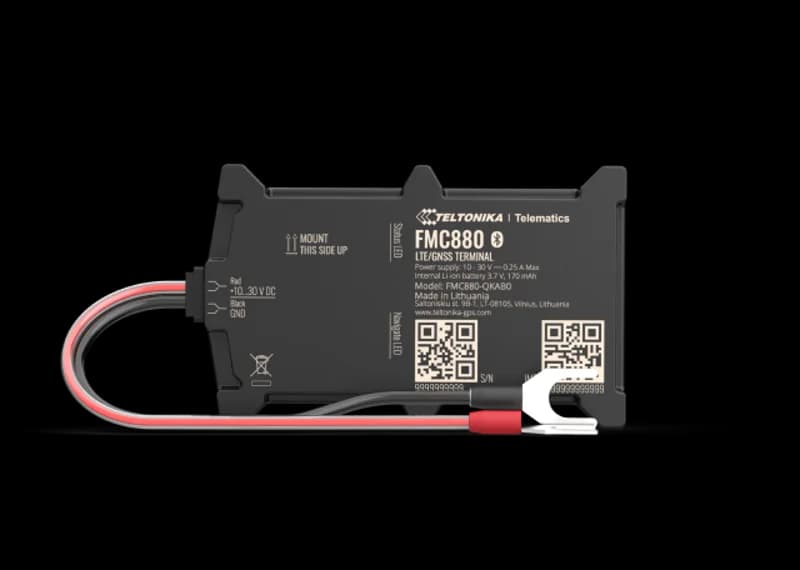 Vehicle Tracking (FMC880) GPS tracker unit